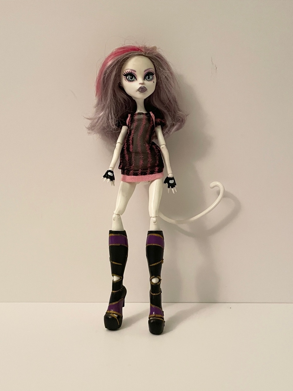 Monster High Scaris City of Frights Catrine DeMew Doll
